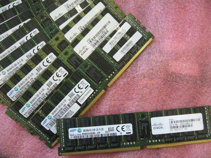 RAM-de Voeding Cisco van de Geheugenserver een ucs-ml-1x324ru-Hynix UCS 32GB 4RX4 PC4-2133P DDR4-2133